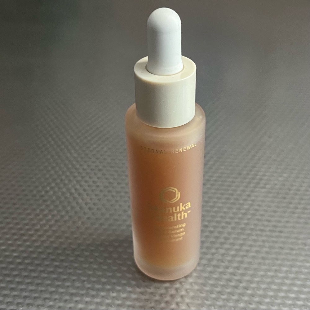Manuka Health Eternal Renewal Regenerating Face Serum - Picture 3 of 4